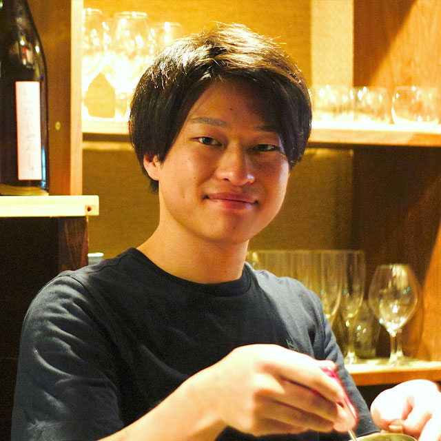 Tomoya Naiki