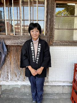 Inahana Shuzo President and Representative Director Akiba Takako