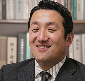 矢尾本店 代表取締役　社長 矢尾 琢也