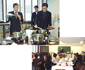 「きき酒会」の様子